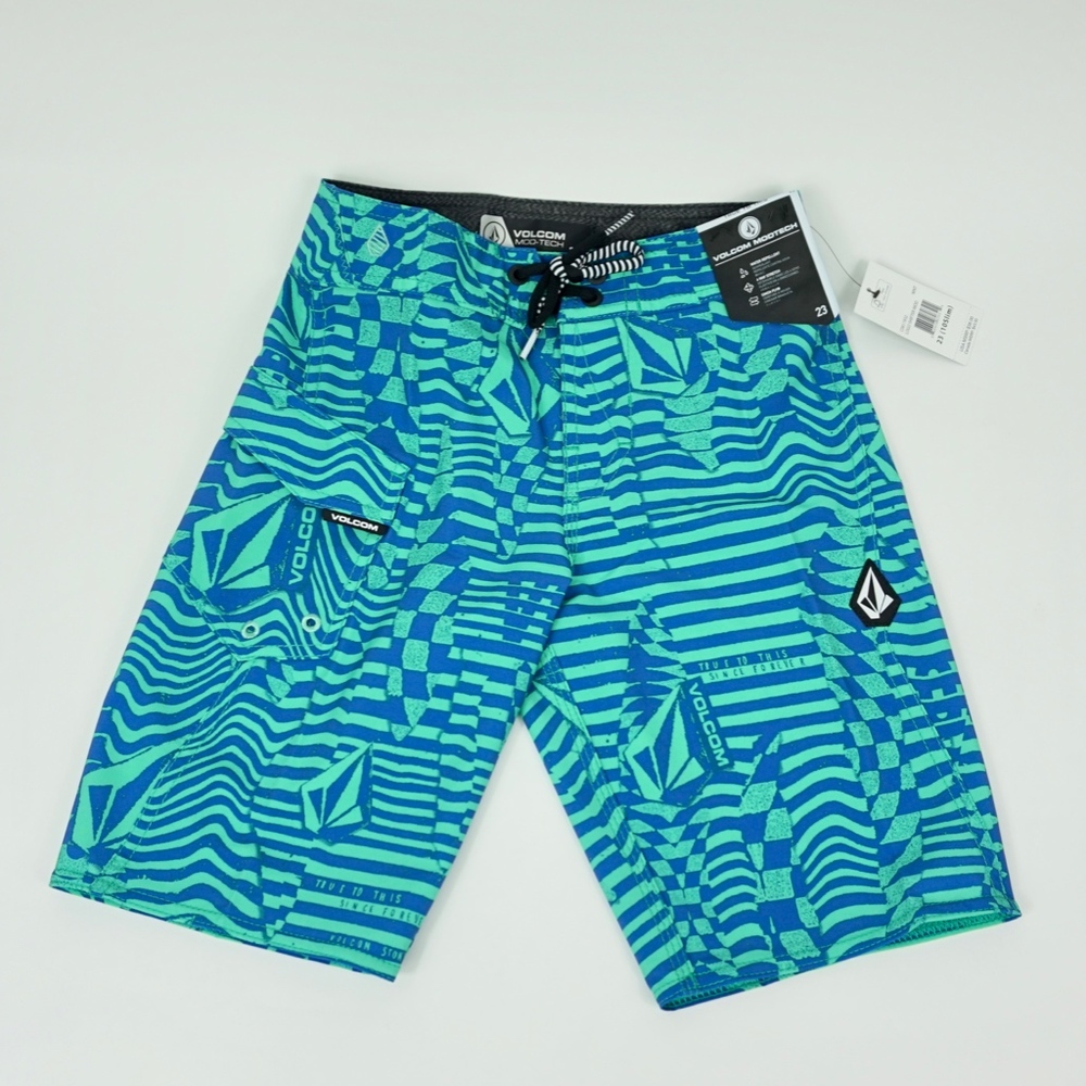 Volcom Boys Board Shorts NWT Water Repellent